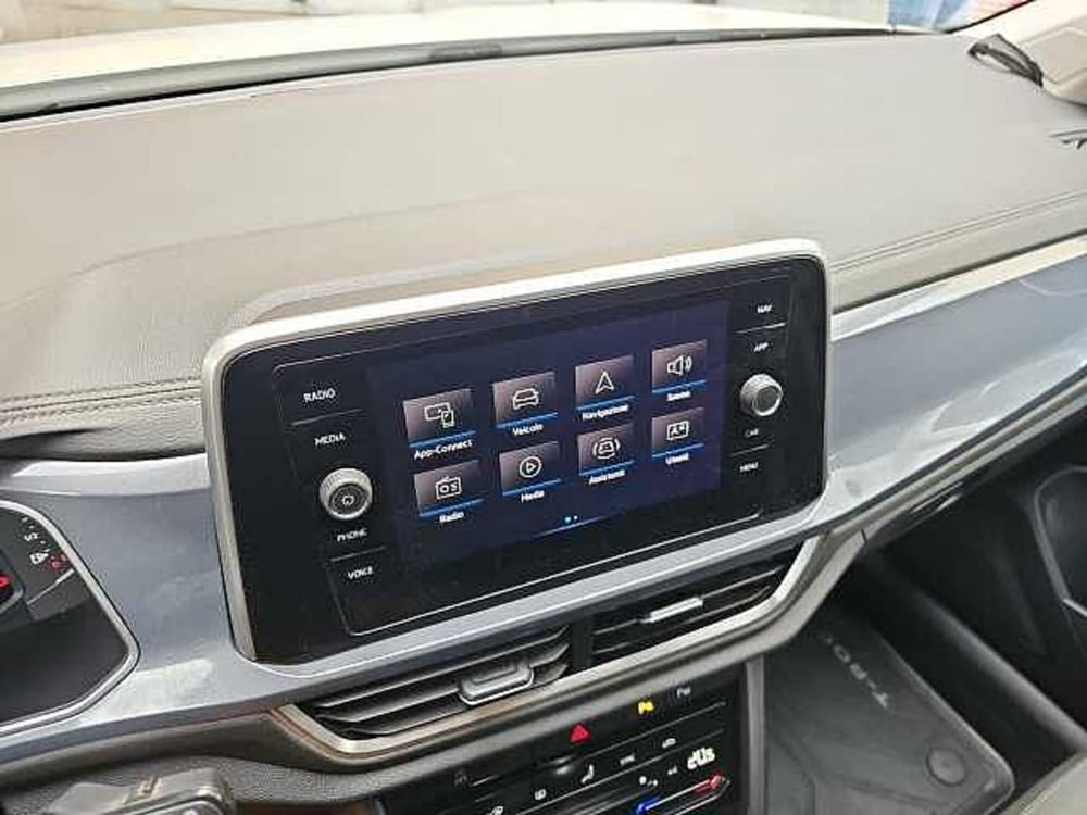 Volkswagen T-Roc usata a Lecco (20)