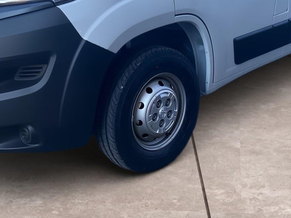 Peugeot Boxer Furgone nuova a Torino (15)