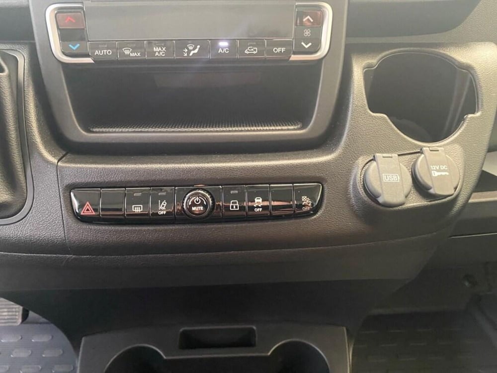 Peugeot Boxer Furgone nuova a Torino (9)