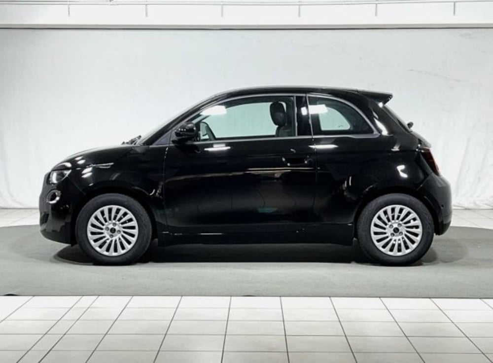 Fiat 500e nuova a Sondrio (2)