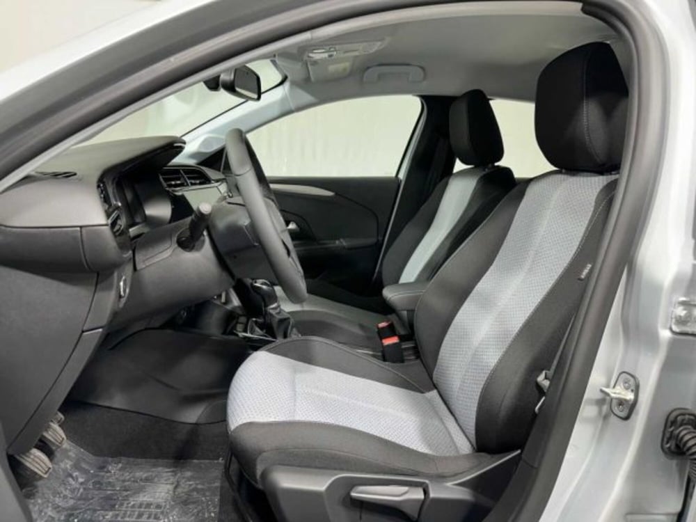 Opel Corsa nuova a Sondrio (10)
