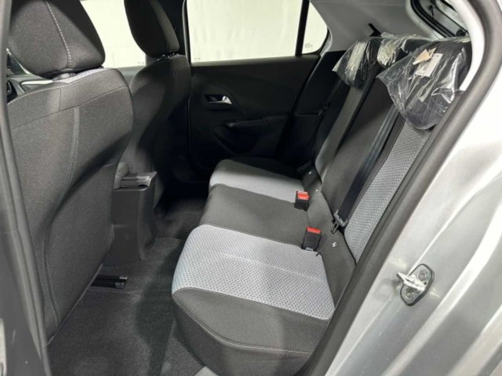 Opel Corsa nuova a Sondrio (11)