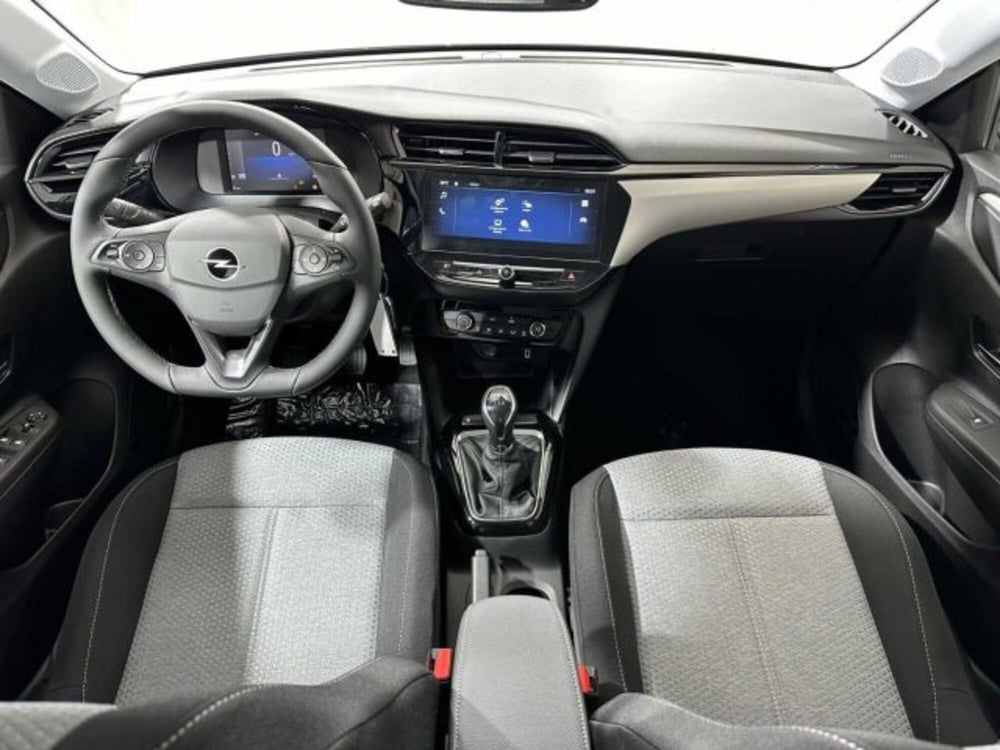 Opel Corsa nuova a Sondrio (12)