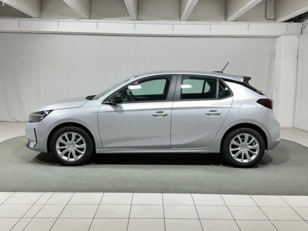 Opel Corsa nuova a Sondrio (2)