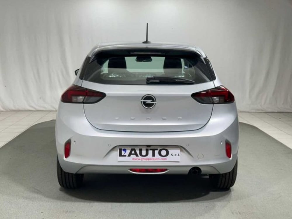 Opel Corsa nuova a Sondrio (4)