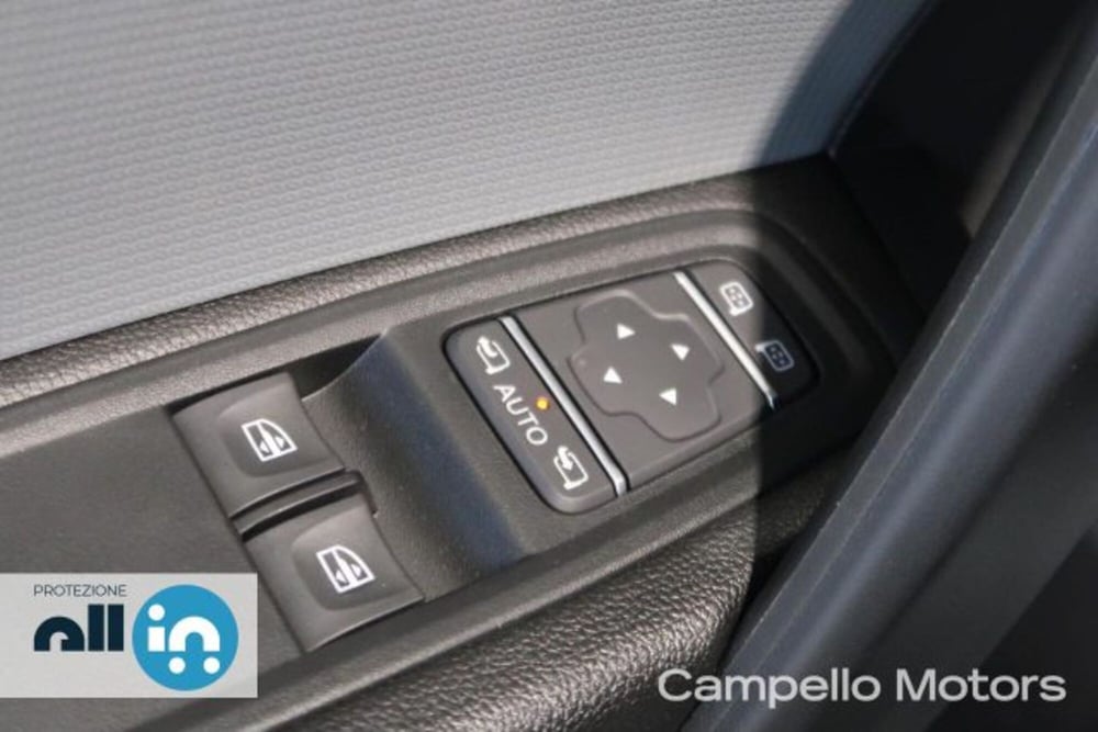 Nissan Townstar nuova a Venezia (14)