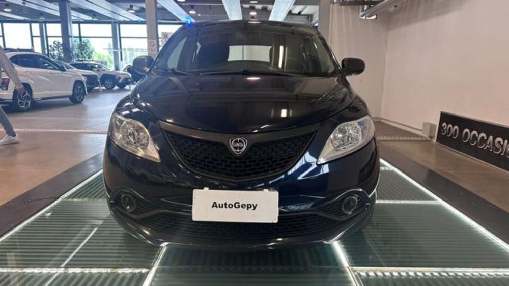 Lancia Ypsilon usata a Reggio Emilia (2)