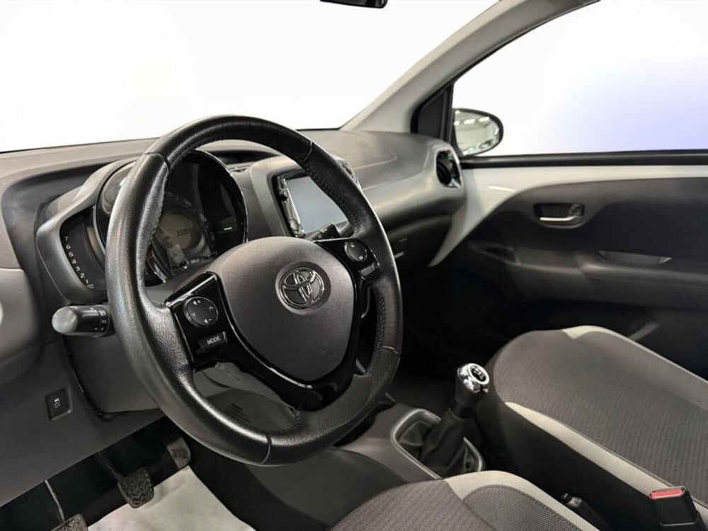 Toyota Aygo usata a Monza e Brianza (12)