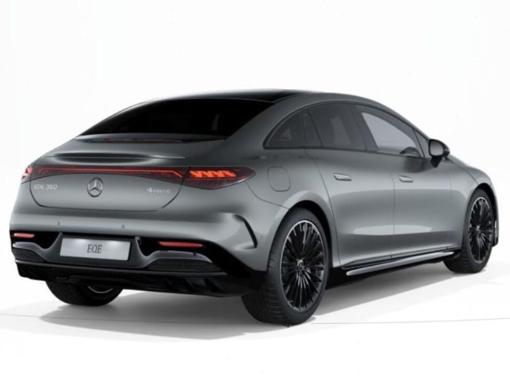 Mercedes-Benz EQE nuova a Verona (2)