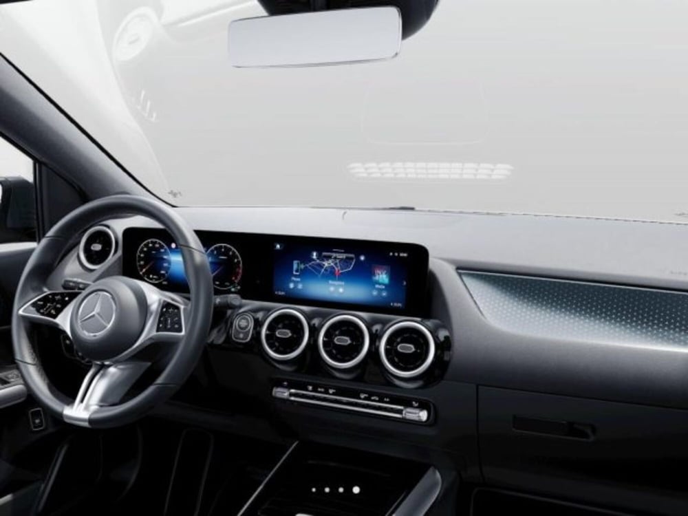Mercedes-Benz Classe B nuova a Verona (8)