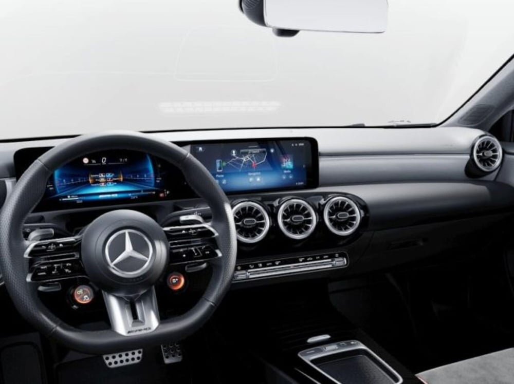 Mercedes-Benz Classe A Sedan nuova a Verona (5)