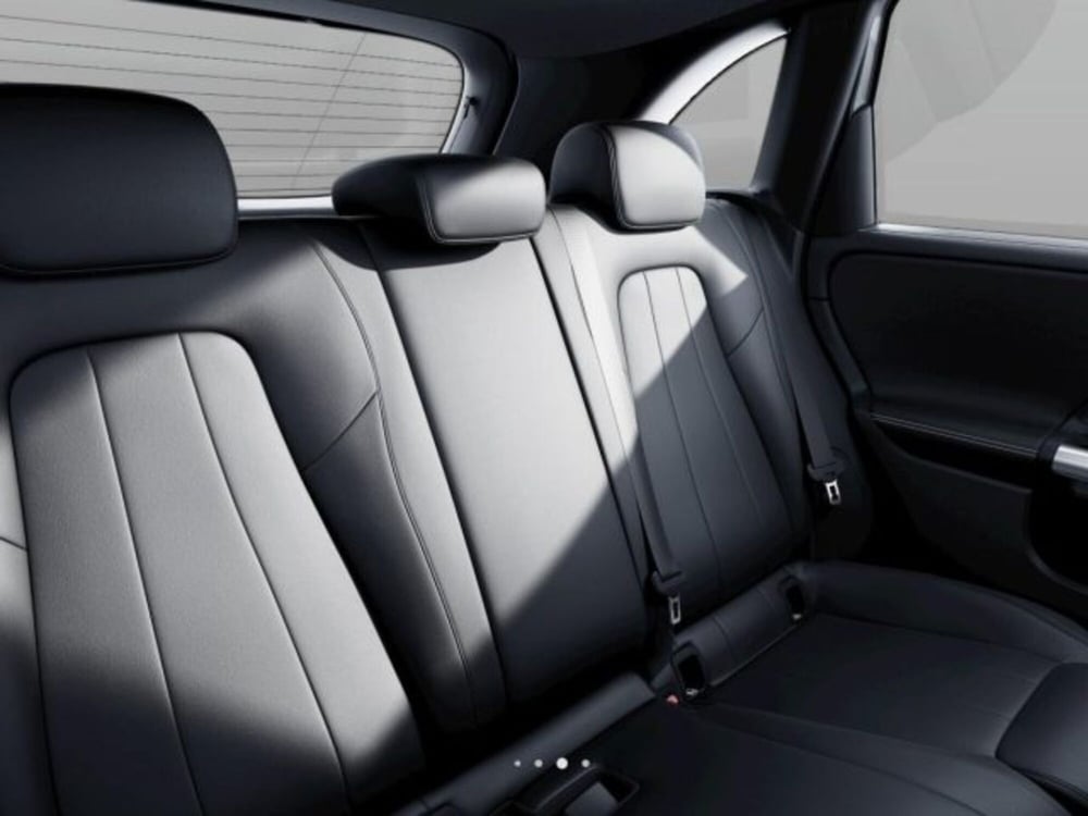 Mercedes-Benz Classe B nuova a Verona (7)
