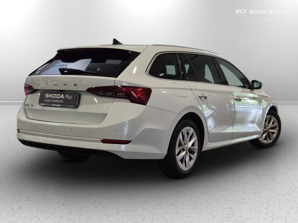 Skoda Octavia Station Wagon usata a Padova (4)