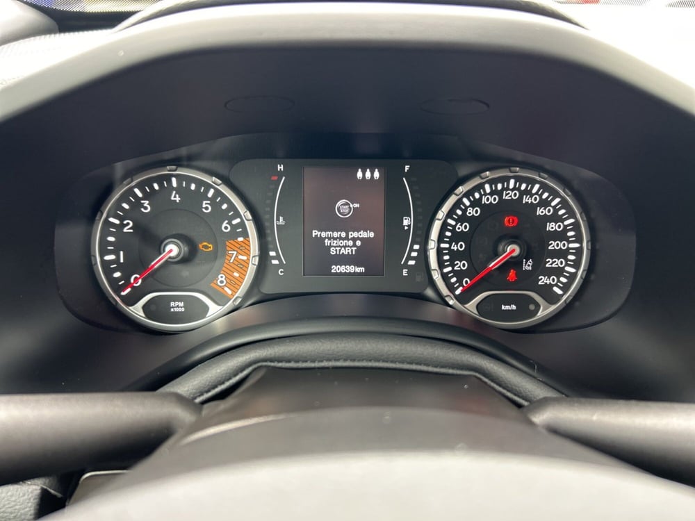 Jeep Renegade usata a Piacenza (15)