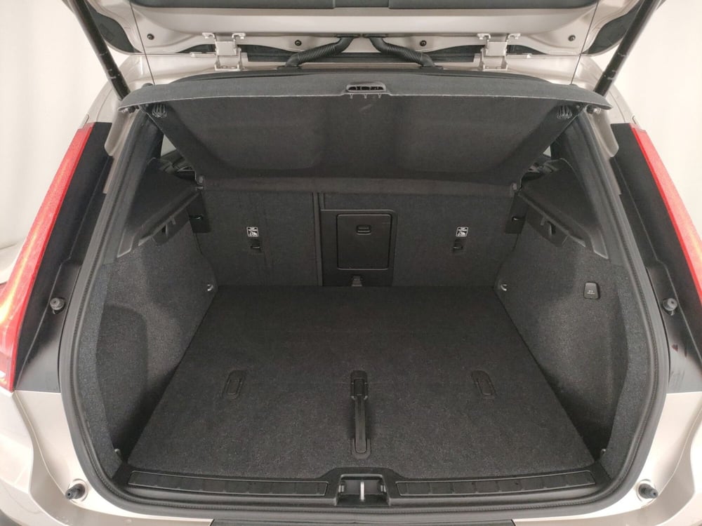 Volvo XC40 usata a Roma (10)
