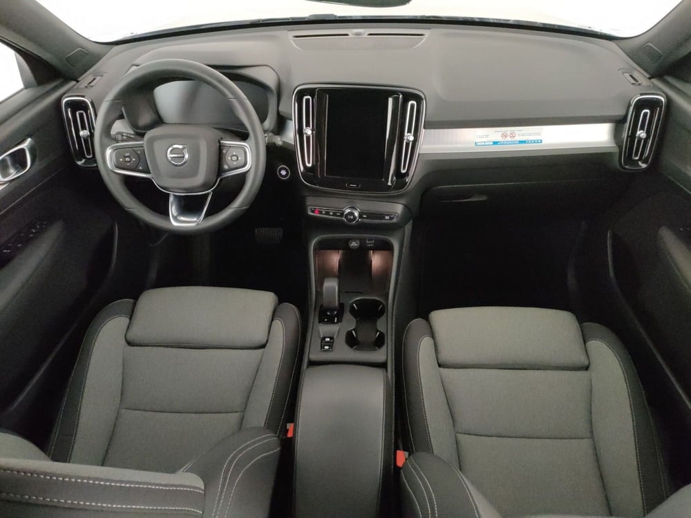 Volvo XC40 usata a Roma (9)