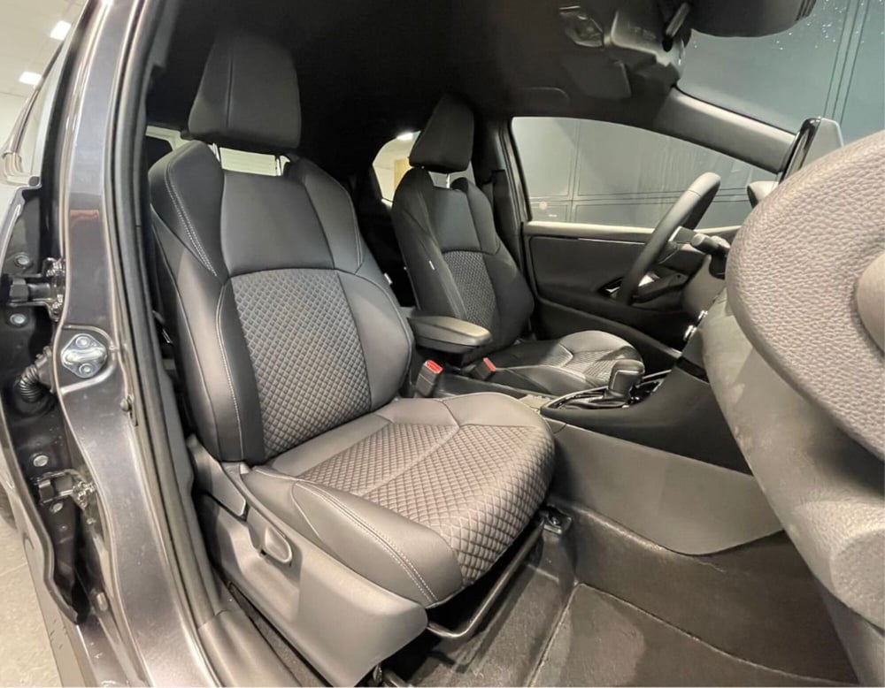 Toyota Yaris nuova a Ferrara (6)