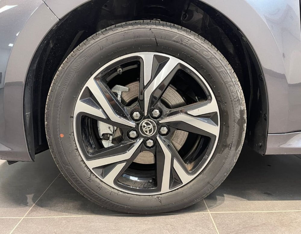 Toyota Yaris nuova a Ferrara (15)