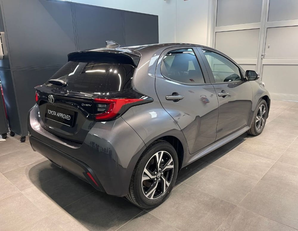 Toyota Yaris nuova a Ferrara (18)