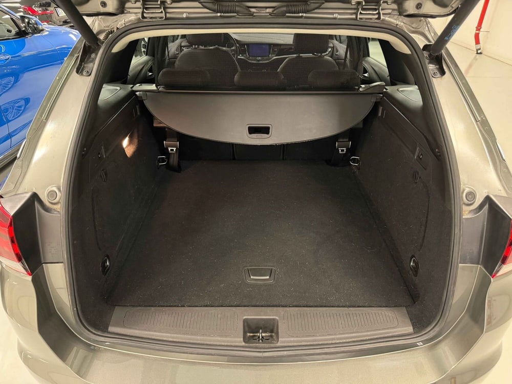 Opel Astra Station Wagon usata a Cuneo (13)