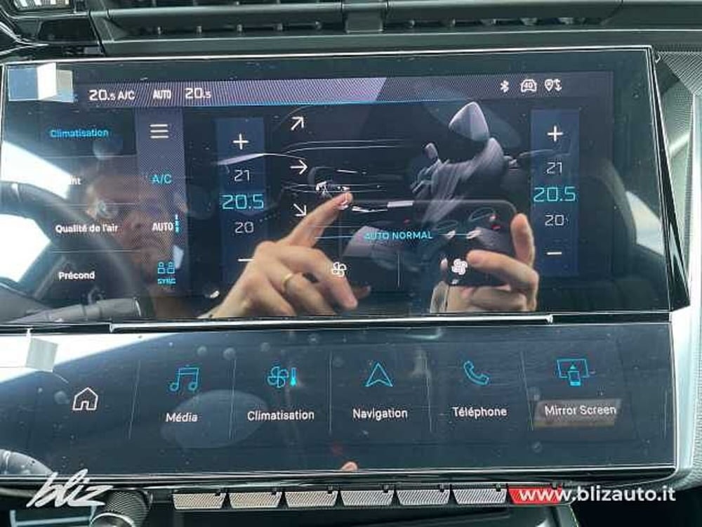 Peugeot 308 SW nuova a Udine (16)