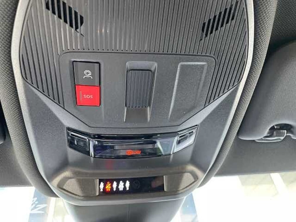 Peugeot 308 SW nuova a Udine (18)