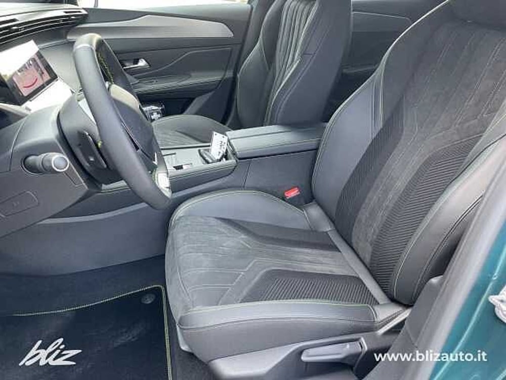 Peugeot 308 SW nuova a Udine (9)