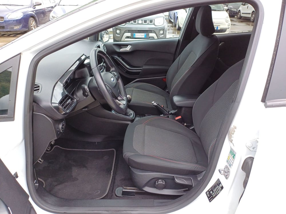 Ford Fiesta usata  (6)
