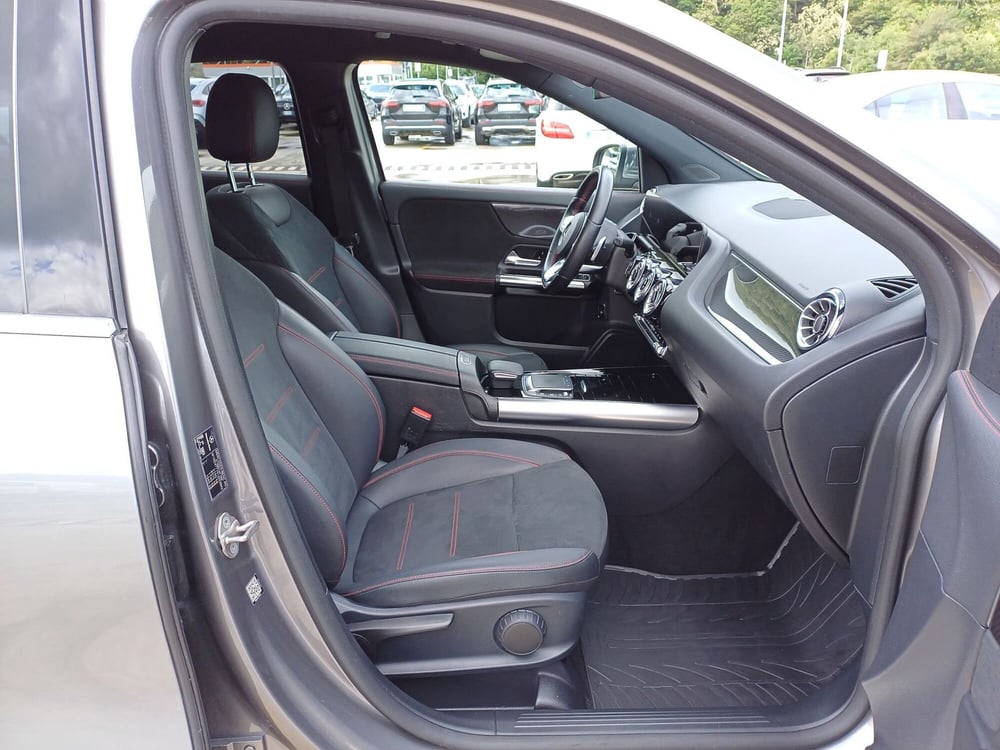 Mercedes-Benz GLA SUV usata  (10)