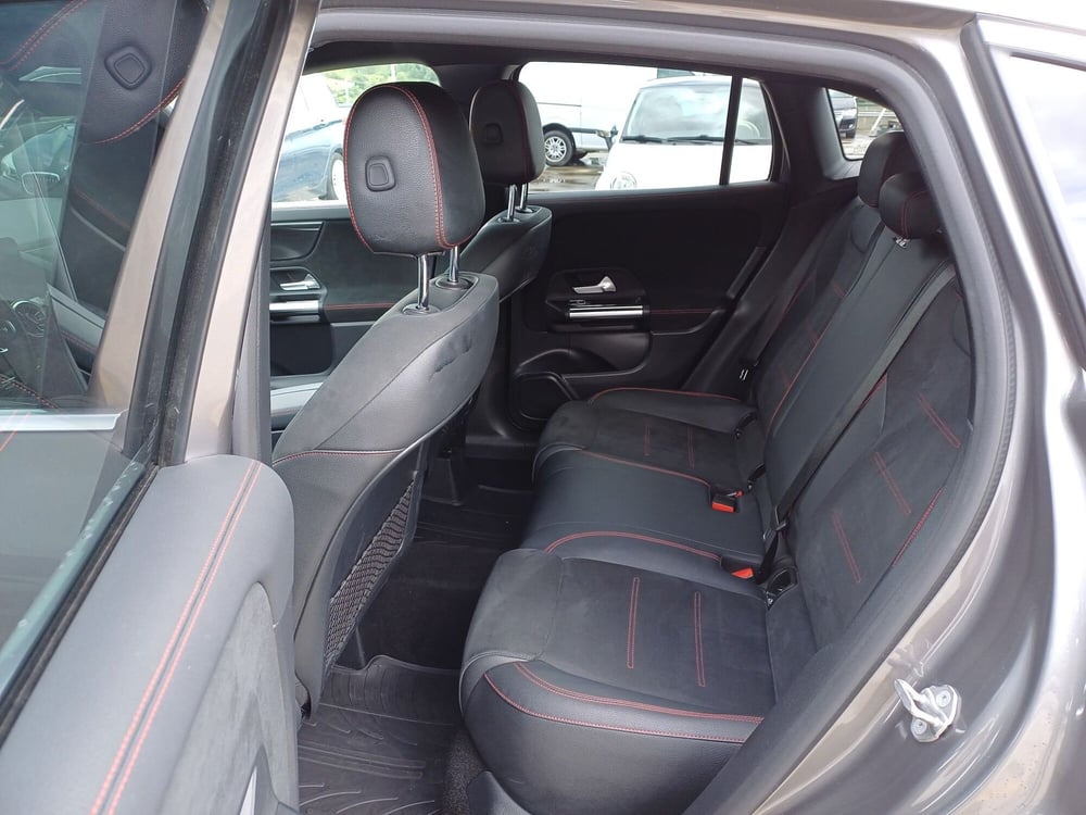 Mercedes-Benz GLA SUV usata  (7)