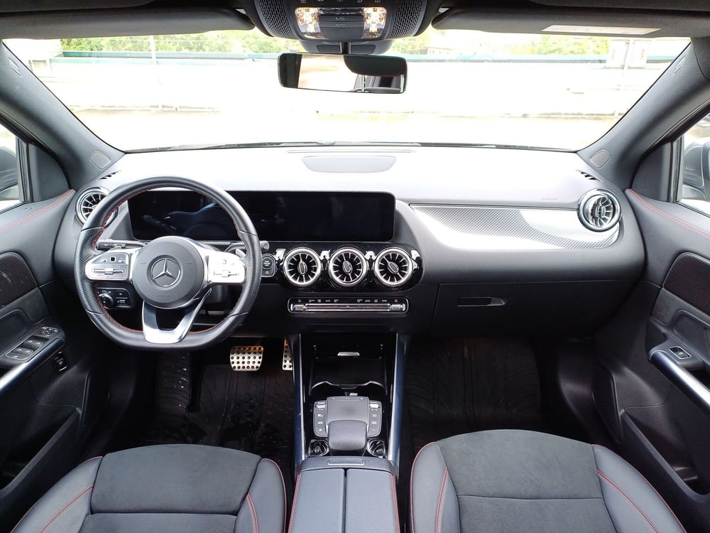 Mercedes-Benz GLA SUV usata  (8)