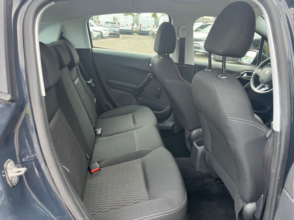 Peugeot 208 usata a Milano (14)