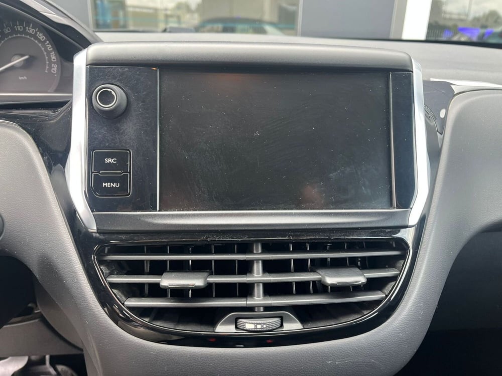 Peugeot 208 usata a Milano (16)