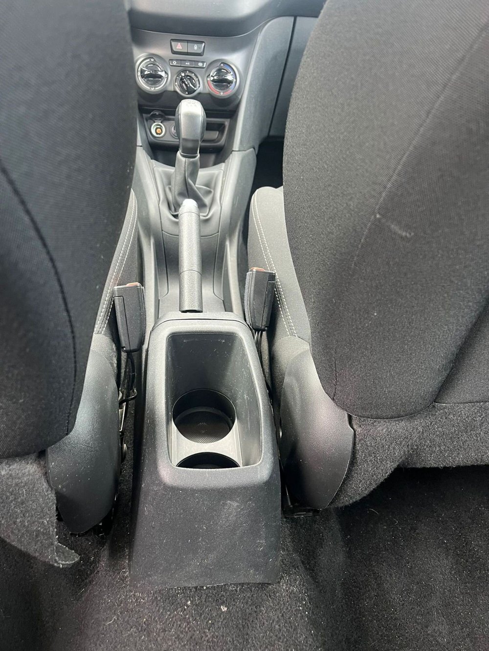 Peugeot 208 usata a Milano (18)