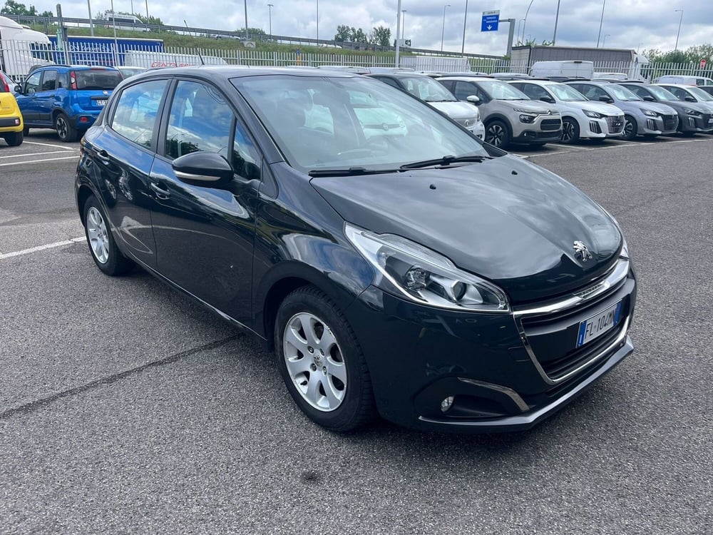 Peugeot 208 usata a Milano (3)