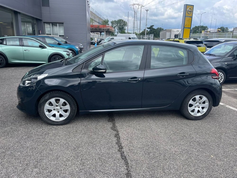Peugeot 208 usata a Milano (4)