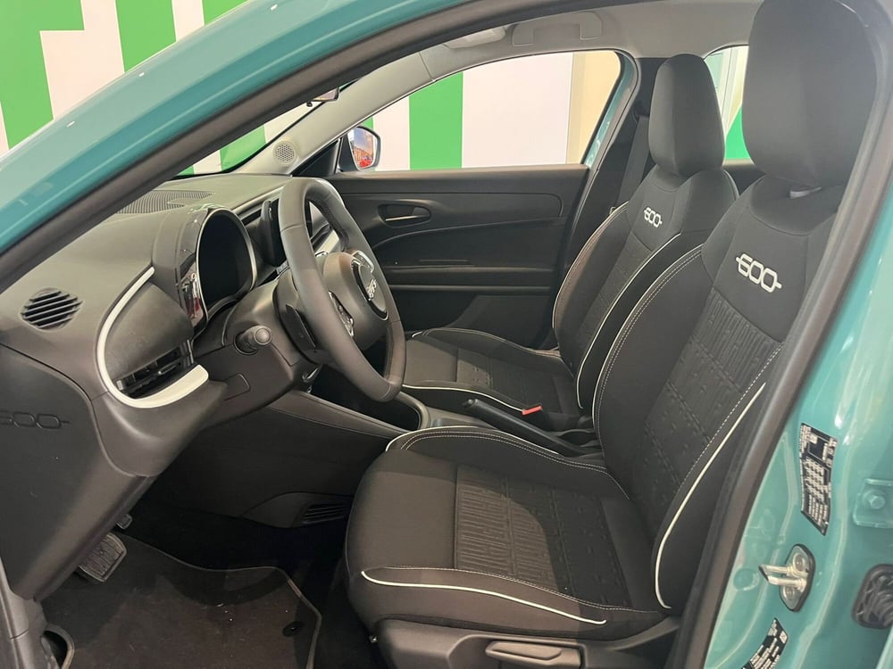 Fiat 600 nuova a Milano (12)