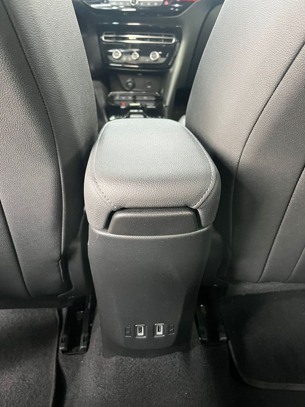 Opel Mokka usata a Milano (18)