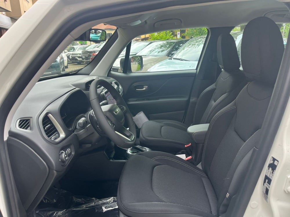 Jeep Renegade nuova a Milano (10)