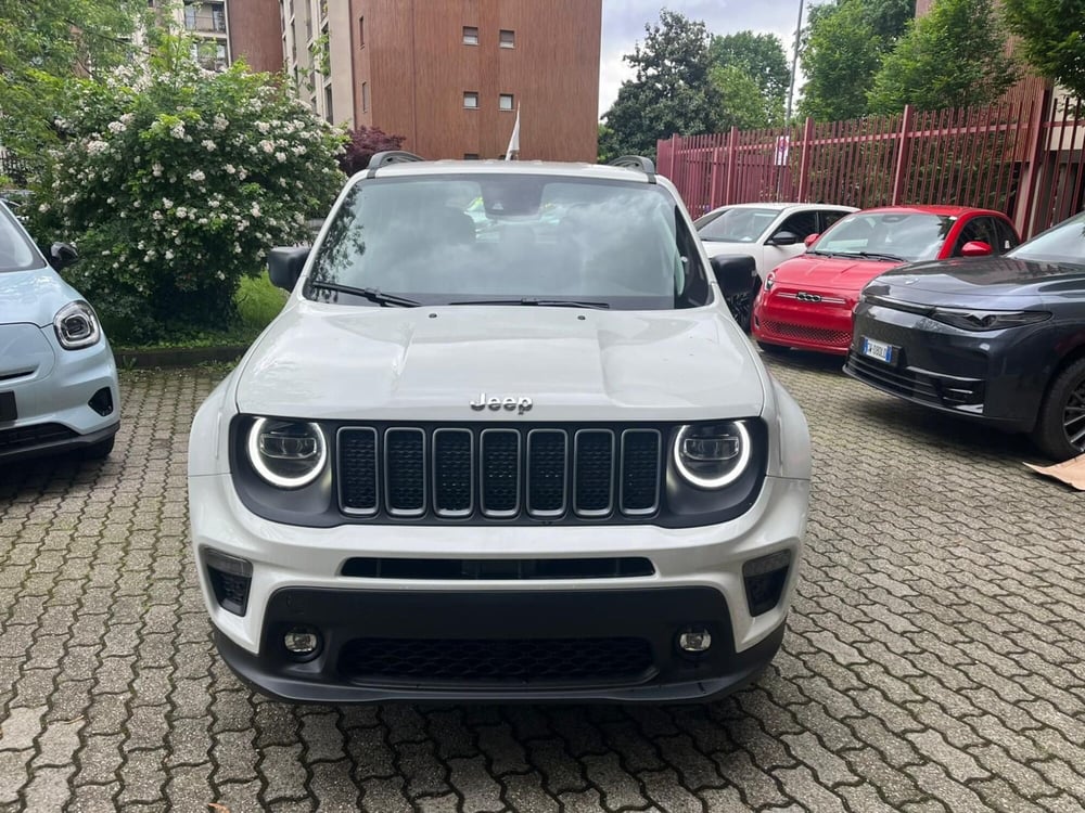Jeep Renegade nuova a Milano (2)