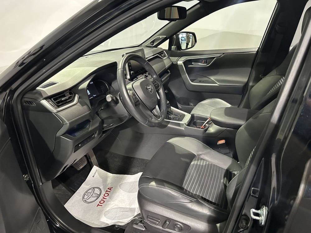 Toyota Rav4 usata a Milano (12)