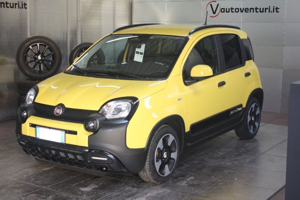 Fiat Panda Cross nuova a Viterbo (2)