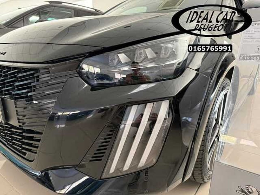 Peugeot 208 usata a Aosta (8)