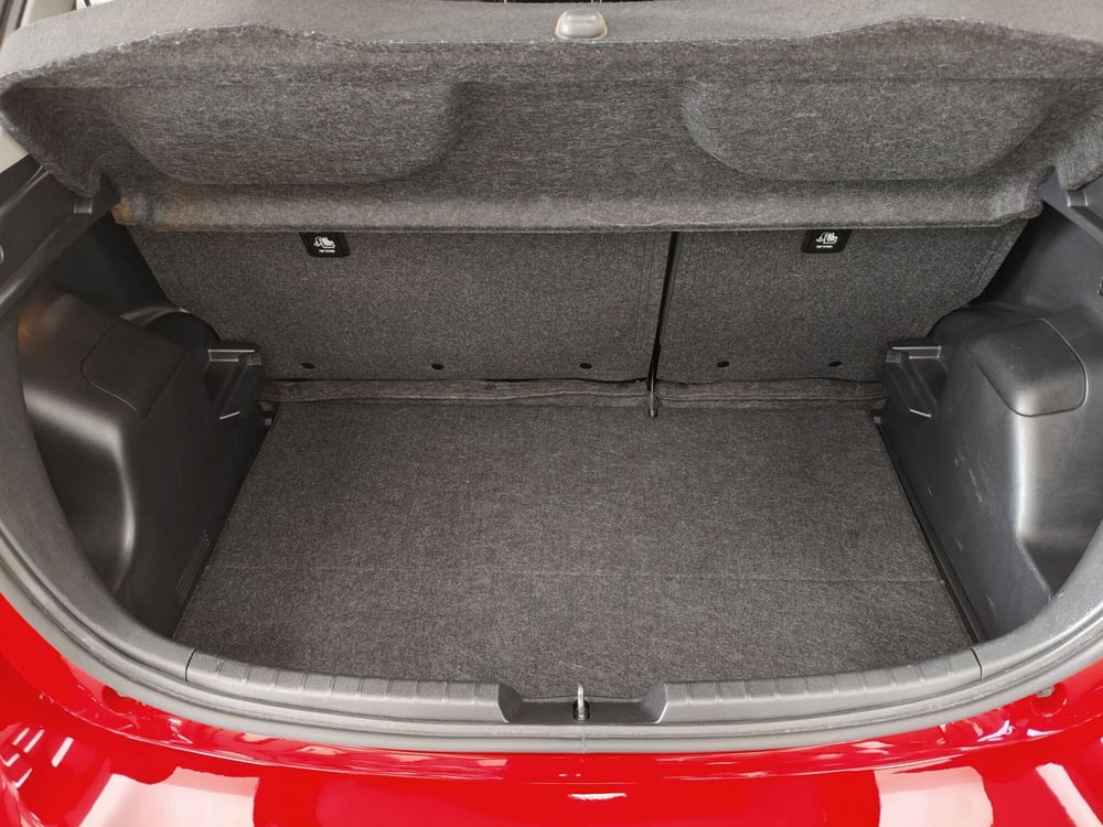 Toyota Yaris usata a Roma (13)