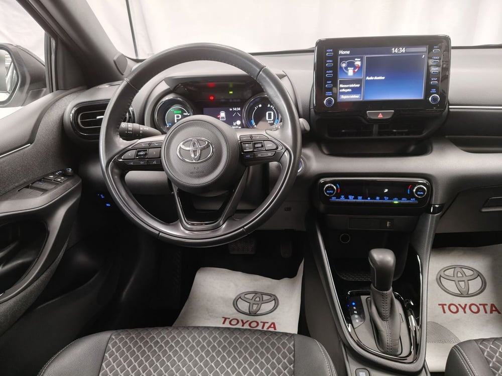 Toyota Yaris usata a Roma (10)