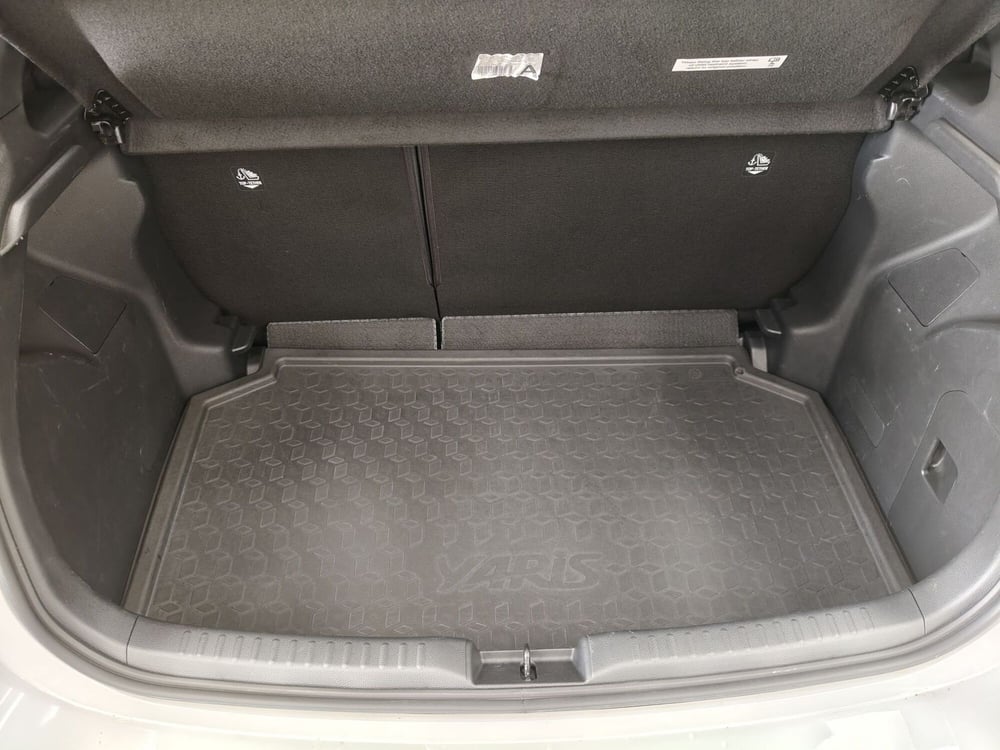Toyota Yaris usata a Roma (13)