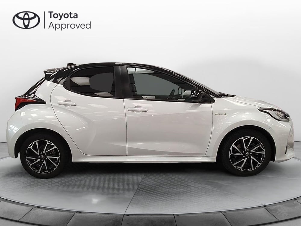 Toyota Yaris usata a Roma (17)
