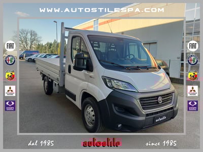 Fiat Ducato maxi 35 LH1 2.2 mjt3 140cv ribalt.trilat. serie 9 del 2019 usata a Scandiano