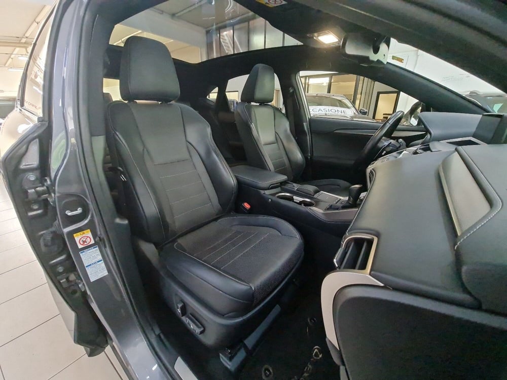 Lexus NX usata a Bologna (12)