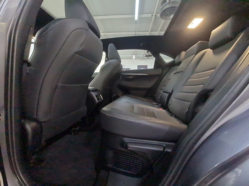 Lexus NX usata a Bologna (9)